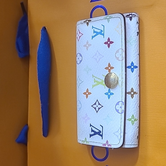 LOUIS VUITTON AUTHENTIC TAKASKI MURAKAMI LEATHER KEYHOLDER 💠✨️RARE✨️ 💠 - Picture 1 of 9